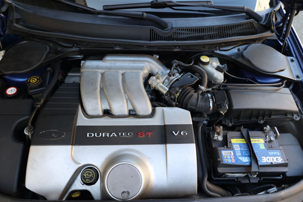 ford-mondeo-st220-seulement-110-000km-caryouneed-ch